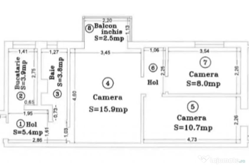Apartament cu 3 camere semidecomandat în Dacia