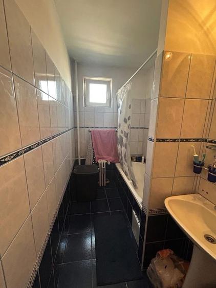 Apartament cu 3 camere decomandat în Ultracentral