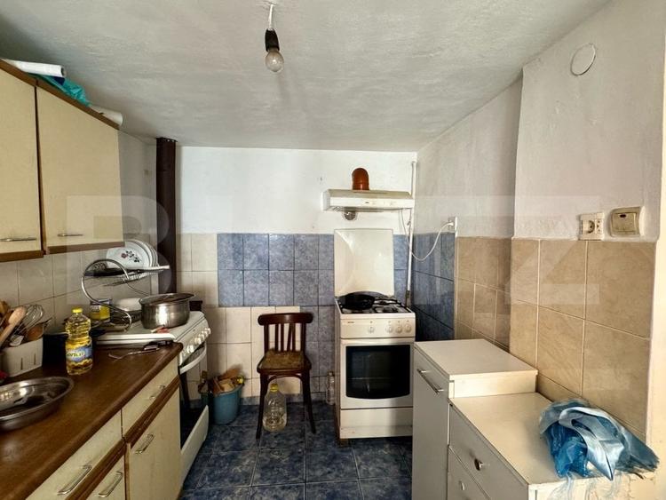 Casă individuală cu 6 camere cu Canalizare în Simeria