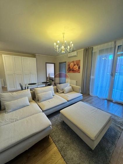 Apartament cu 2 camere decomandat, mobilat în Micălaca