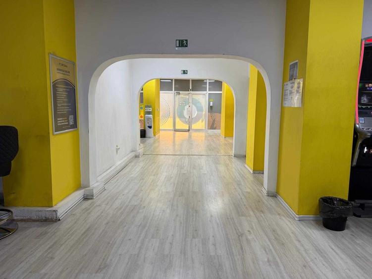 Spațiu comercial, de 138 mp, în Central