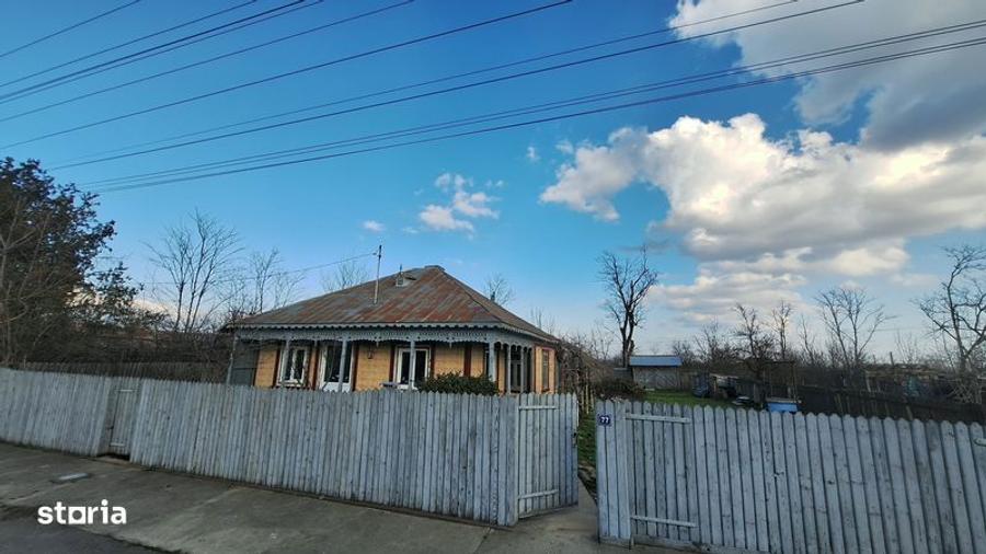 Casă cu 4 camere cu Teren 117 Mp în Tufești