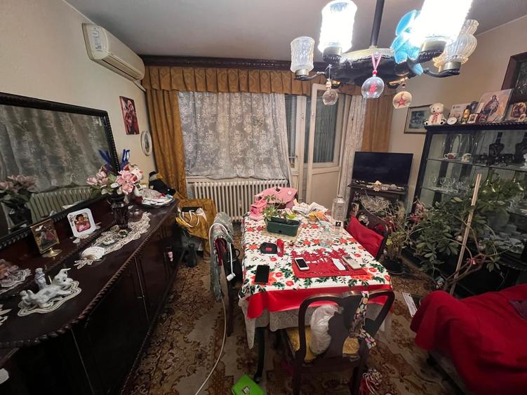 Apartament cu 3 camere semidecomandat în Drumul Taberei