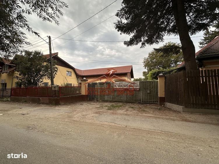Casă cu 4 camere în Central