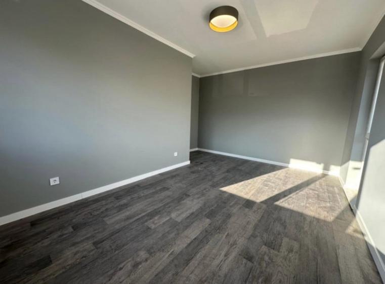 Apartament cu 2 camere decomandat în Florești — fotografia 1