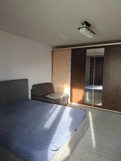 Garsonieră decomandată în Lunei