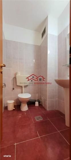 Apartament cu 3 camere, mobilat în Șelimbăr