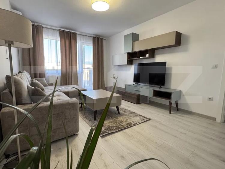 Apartament cu 2 camere decomandat, mobilat în Tractorul — fotografia 3