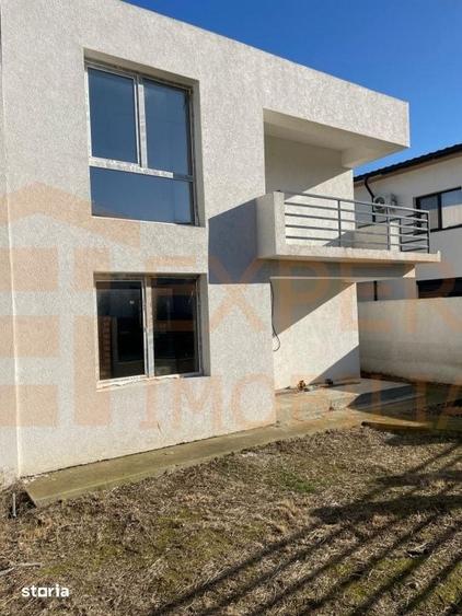 Casă cu 4 camere cu Teren 245 Mp în Central