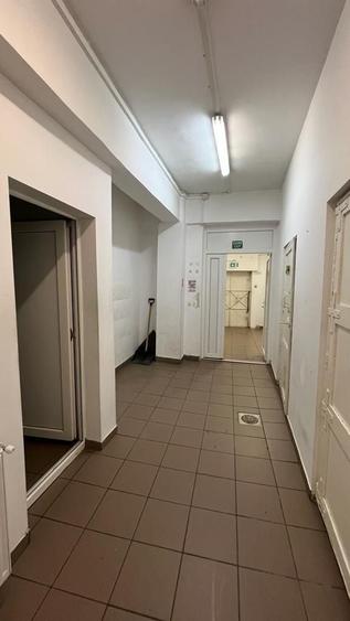 Spațiu comercial, de 280 mp, în P-ța Muncii
