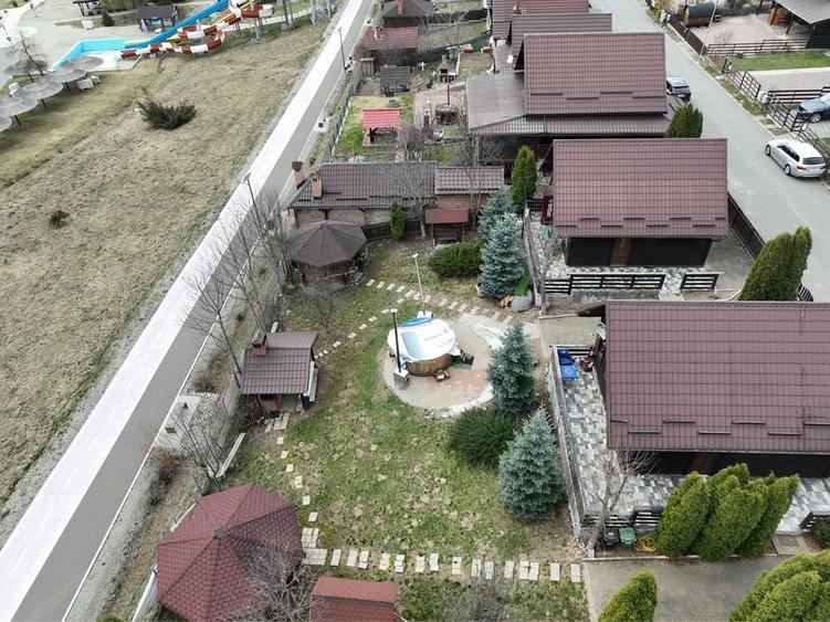 Casă cu 4 camere cu Teren 180 Mp în Central