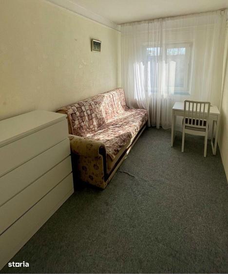 Apartament cu 4 camere decomandat, mobilat în Păcurari