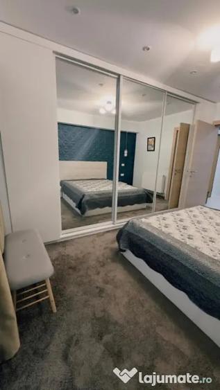 Apartament cu 2 camere decomandat, mobilat în Faleza Nord