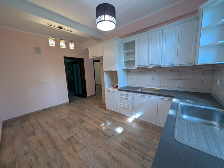 Apartament cu 2 camere decomandat, mobilat în Aviatori