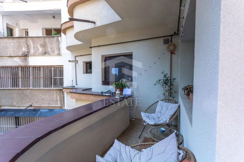 Apartament cu 4 camere semidecomandat în Arcul de Triumf