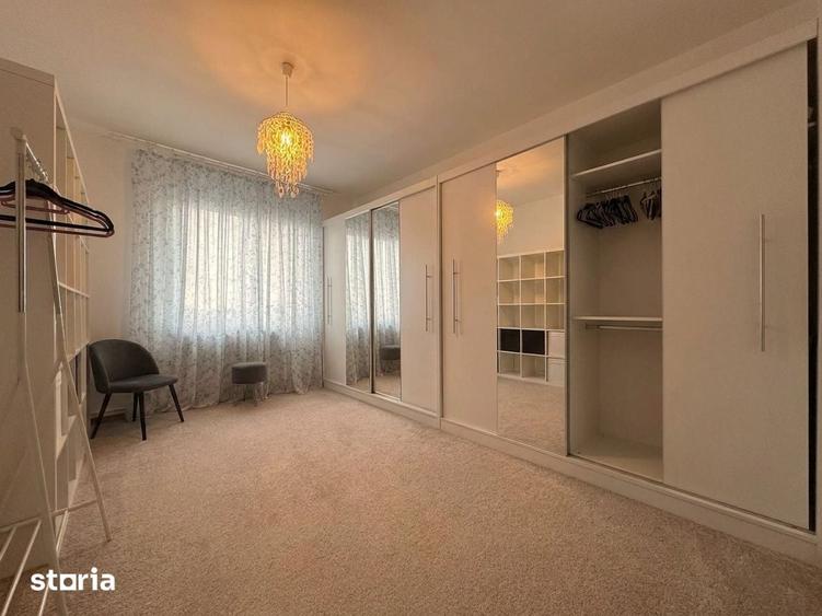 Casă cu 4 camere cu Teren 200 Mp în Olteni