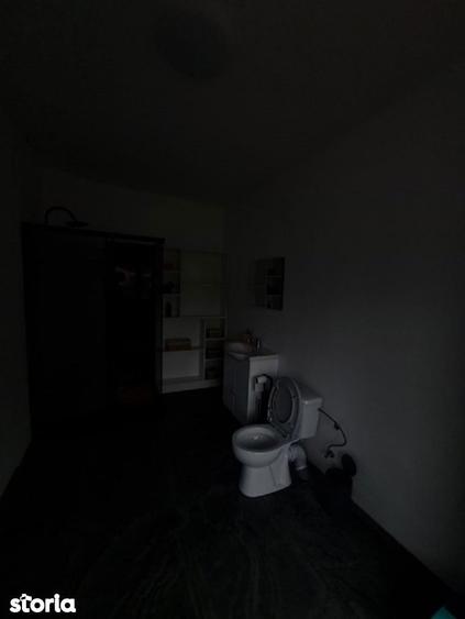 Casa - zona Pacurari - Lukoil - 11