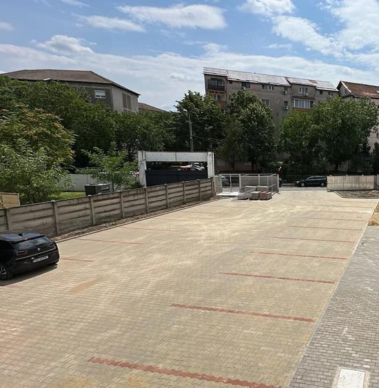 Spațiu comercial, de 171 mp, în Aradului