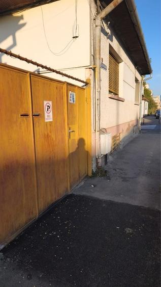 Casă cu 4 camere în Griviței