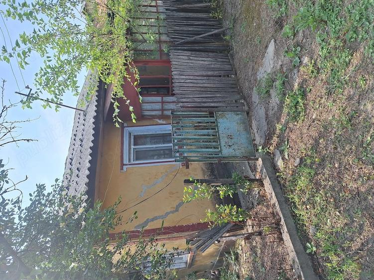 Casă cu Teren 1600 Mp în Oarja