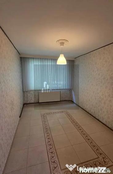 Apartament cu 2 camere decomandat în Titan