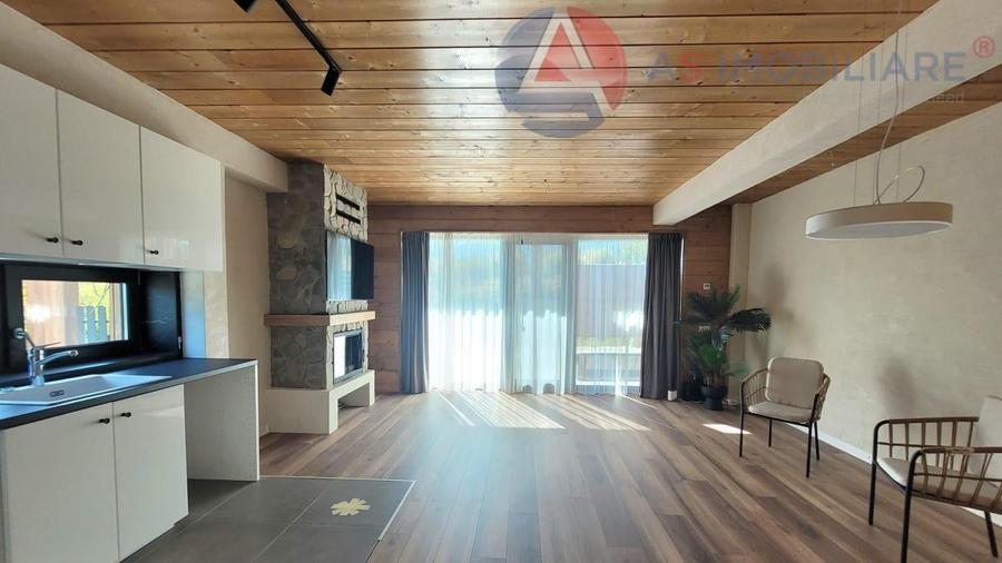 Casă cu 3 camere cu Teren 400 Mp în Glăjărie