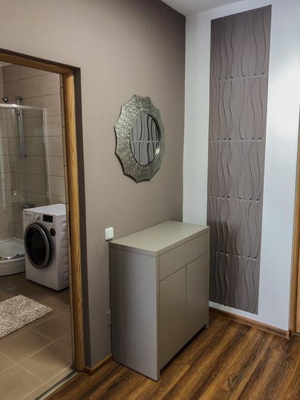 Apartament cu 2 camere decomandat, mobilat în Iris