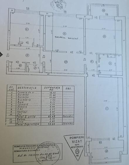 Apartament cu 3 camere semidecomandat în Dristor