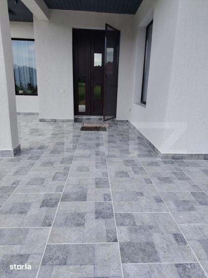 Casă cu 2 camere cu Teren 1600 Mp în Central