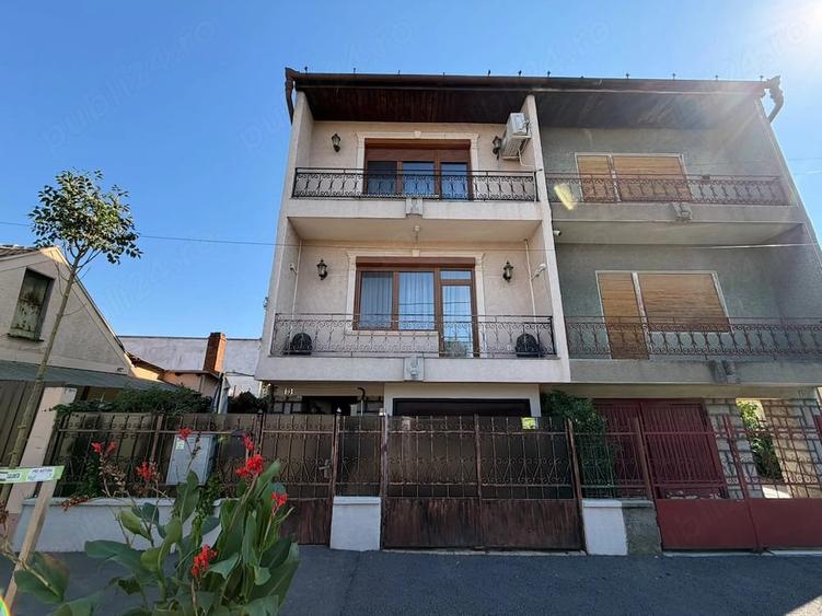 Casă cu Teren 175 Mp în Central