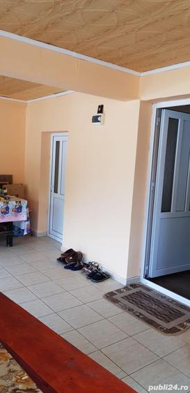 Casă cu 4 camere cu Teren 1365 Mp în Moșești