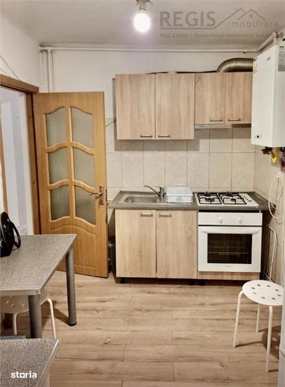 Garsonieră decomandată în Central