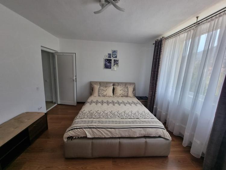 Hotel/Pensiune, de 222 mp, în Zamora
