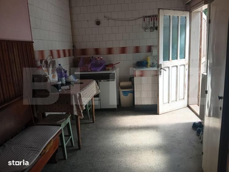 Casă cu 4 camere în Central