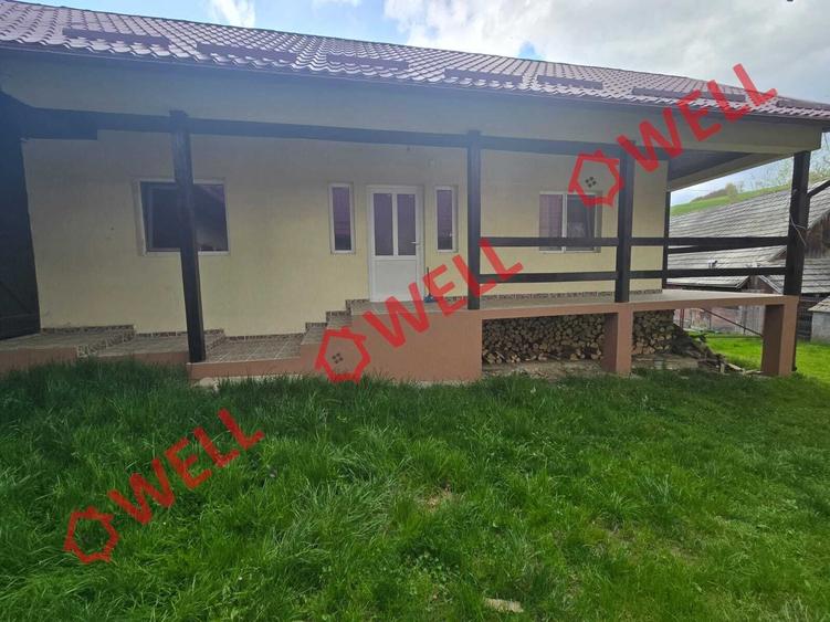 Casă cu 3 camere cu Teren 6000 Mp în Sita Buzăului