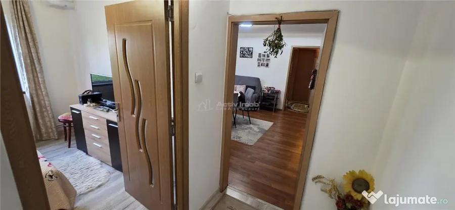 Apartament cu 2 camere decomandat în Șagului