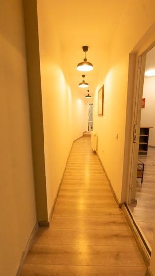 Apartament cu 2 camere decomandat, mobilat în Cișmigiu