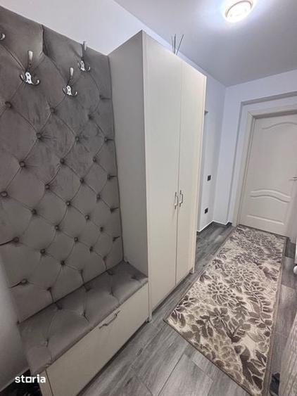 Apartament cu 3 camere în Săvinești