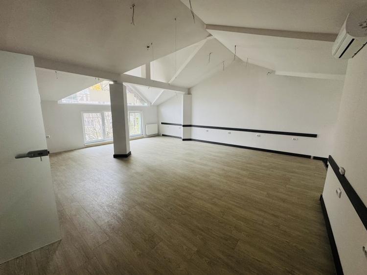 Spațiu comercial, de 143 mp, în Lipovei