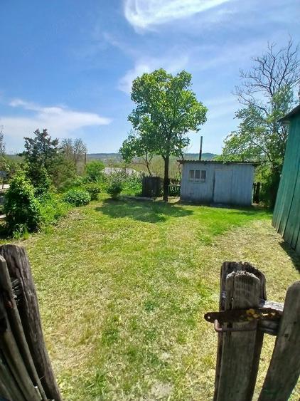 Casă cu Teren 7200 Mp în Central