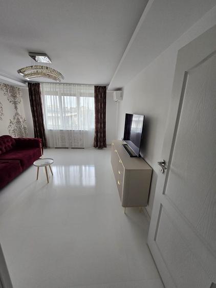 Apartament cu 3 camere în Ultracentral