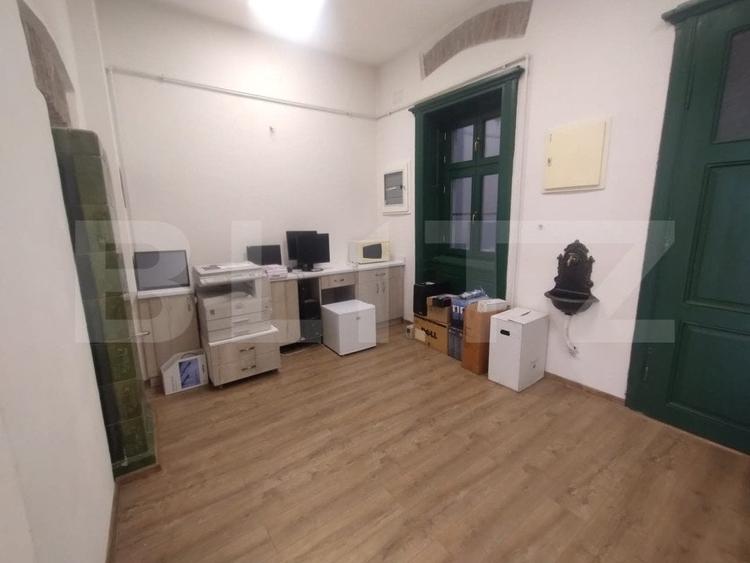 Spațiu comercial, de 600 mp, în Ultracentral