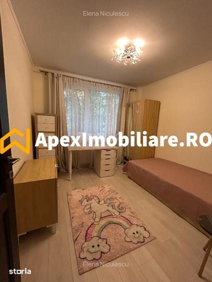 Apartament cu 4 camere decomandat în Drumul Taberei