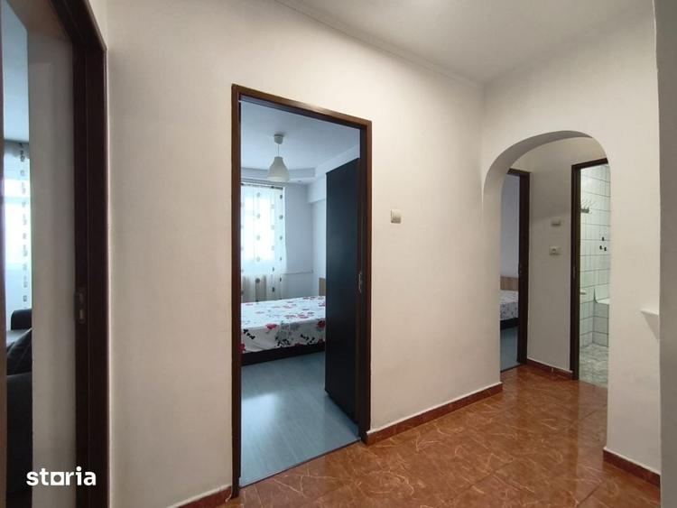 Apartament cu 3 camere în Drumul Taberei