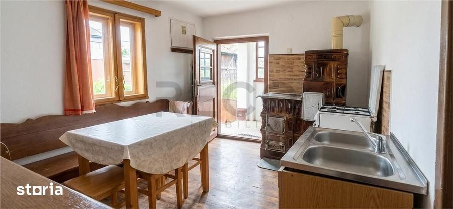 Casă cu 3 camere cu Teren 2974 Mp în Cetariu