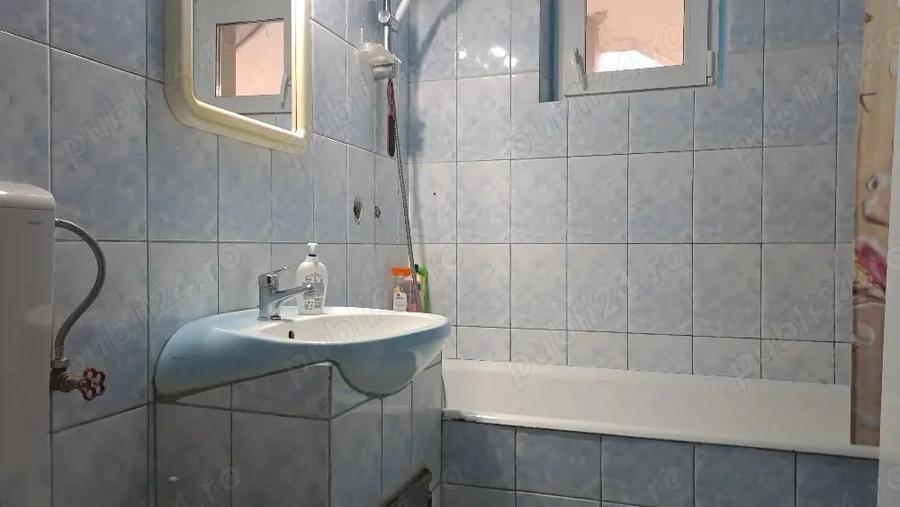 Apartament cu 3 camere decomandat în Șag