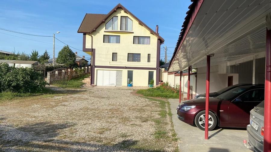 Casă cu 4 camere în Geamăna