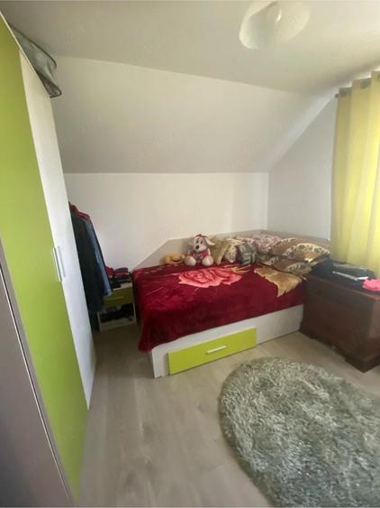 Casă cu Teren 636 Mp în Păun