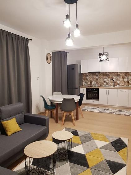 Apartament cu 2 camere semidecomandat în Central