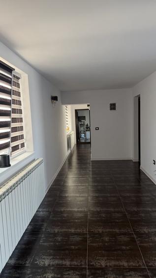 Casă cu 6 camere cu Teren 467 Mp în Central